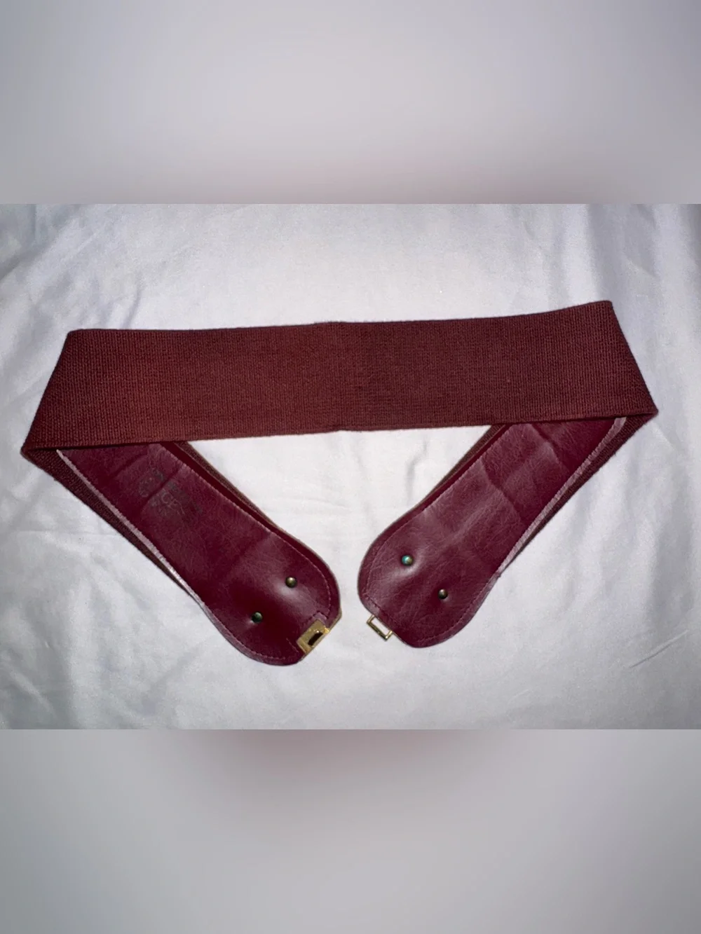 Vintage Axcess by Liz Claiborne Rich Brown 90’s Gold Leaf Statement Belt